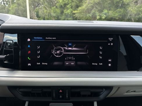 New 2025 Porsche Cayenne image 23