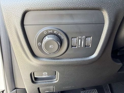 New 2026 Jeep Grand Cherokee Limited w/ Limited Altitude Package RWD image 31