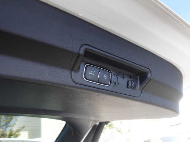 Used 2022 Ford Explorer ST w/ Equipment Group 401A AWD/4WD image 30