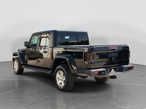 Used 2022 Jeep Gladiator Sport AWD/4WD image 9
