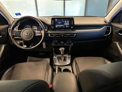 Used 2021 Kia Seltos S AWD/4WD image 9