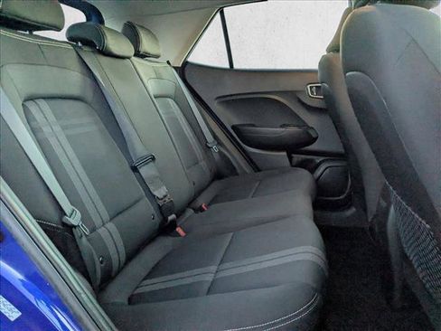 Used 2022 Hyundai Venue SEL w/ Cargo Package image 20