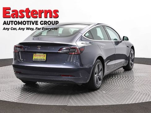 Used 2019 Tesla Model 3 Standard Range Plus RWD image 5