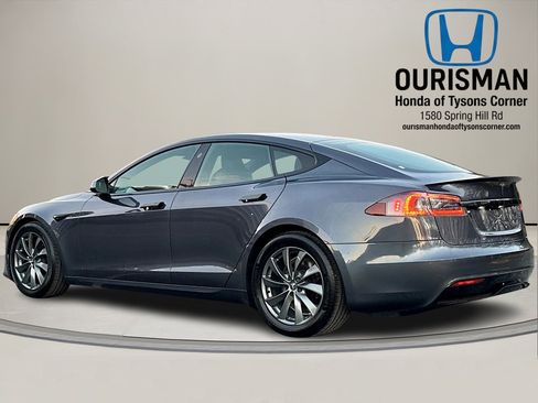 Used 2021 Tesla Model S Plaid image 3
