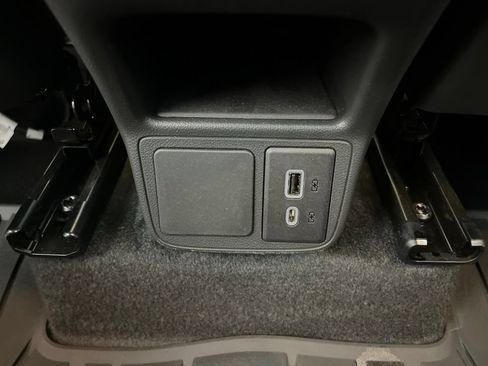 Used 2024 Buick Encore GX Sport Touring w/ Experience Buick Package FWD image 19
