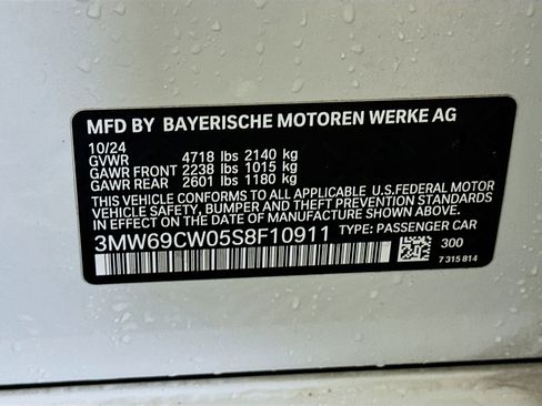 Used 2025 BMW 330i Sedan image 12