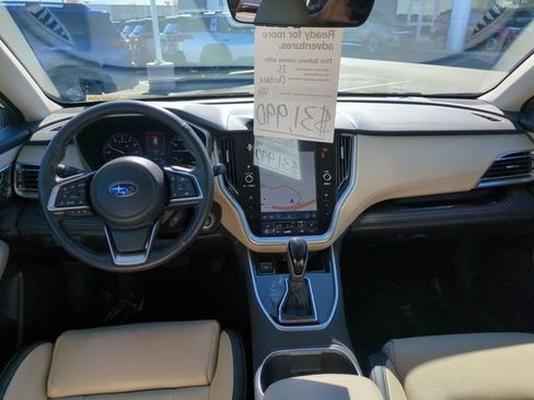 Used 2025 Subaru Outback Limited AWD/4WD image 29