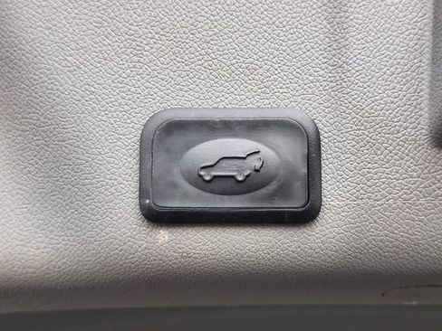 Used 2015 GMC Acadia SLT w/ Open Road Package AWD/4WD image 33