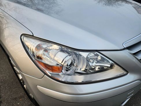 Used 2009 Hyundai Genesis 3.8 w/ Technology Pkg 4 image 4