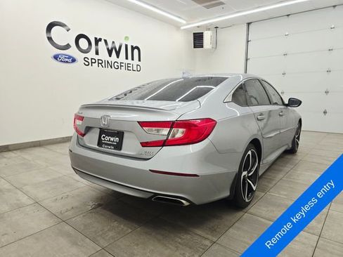 Used 2018 Honda Accord Sport image 5