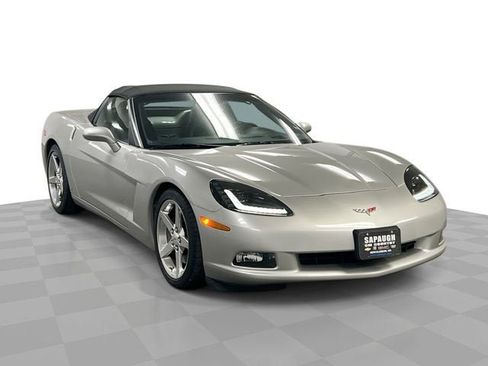 Used 2007 Chevrolet Corvette Convertible w/ Preferred Equipment Group RWD image 1