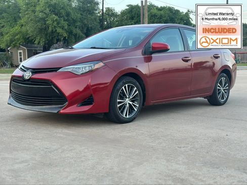 Used 2018 Toyota Corolla LE w/ LE Premium Package FWD image 1