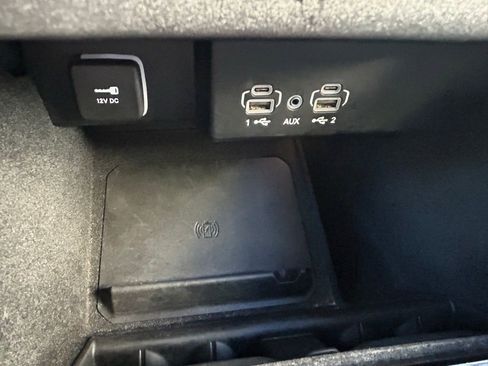 Used 2024 Jeep Wagoneer Series II w/ Flexible Seating Group image 23