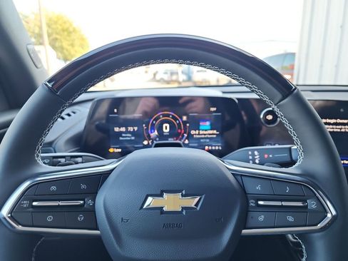 New 2026 Chevrolet Traverse LT image 19