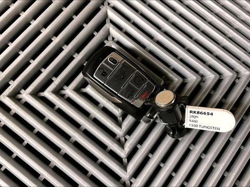 Used 2025 RAM 1500 Tungsten image 12