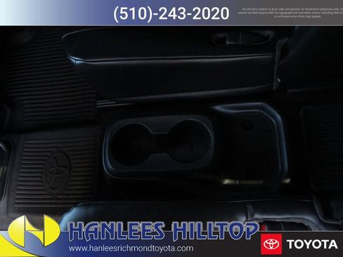 Certified 2022 Toyota Highlander XLE image 21