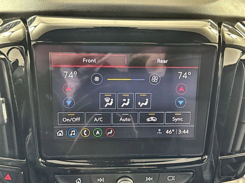 Used 2022 Chevrolet Traverse Premier w/ Redline Edition image 20