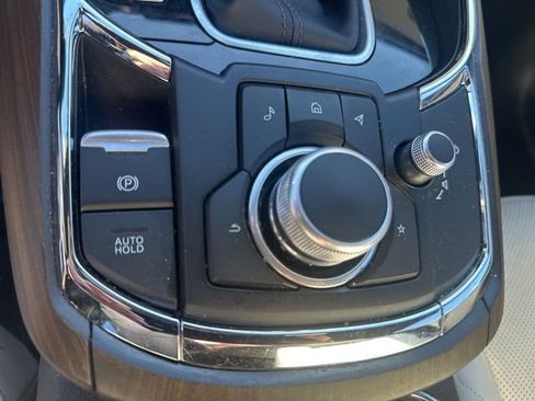 Used 2023 MAZDA CX-9 Signature image 19