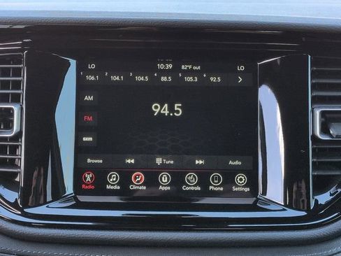 Used 2024 Dodge Durango SXT image 11