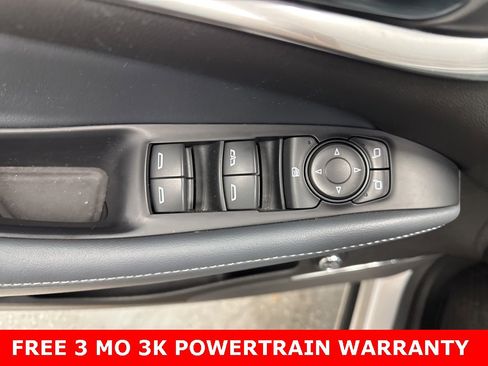 Used 2022 Buick Enclave Essence w/ Experience Buick Package image 7