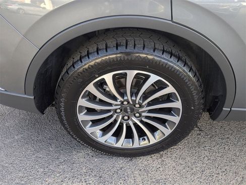 Used 2023 Lincoln Aviator Reserve image 36