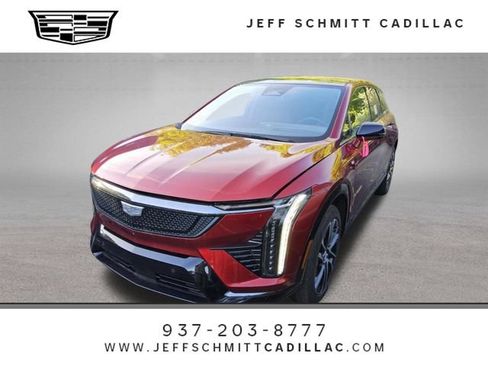 Certified 2025 Cadillac Optiq Sport 2 w/ LPO, Floor Liner Package AWD/4WD image 1