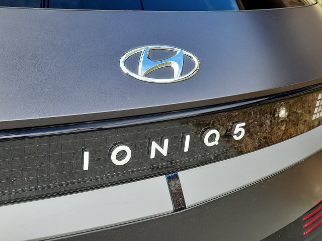 Used 2023 Hyundai Ioniq 5 SEL AWD/4WD image 4