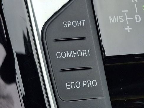 Certified 2023 BMW X3 xDrive30i w/ Premium Package image 24