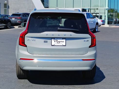 New 2026 Volvo XC90 B6 Plus w/ Protection Package image 33