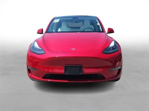 Used 2022 Tesla Model Y Performance AWD/4WD image 2
