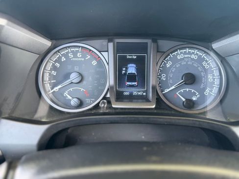 Used 2023 Toyota Tacoma TRD Sport w/ TRD Premium Sport Package RWD image 10