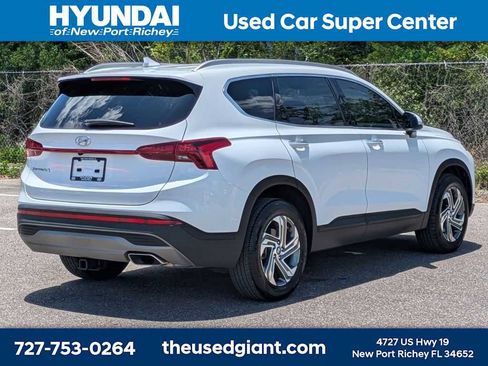 Used 2023 Hyundai Santa Fe SEL FWD image 5