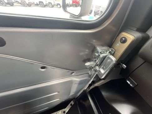 New 2025 Chevrolet Brightdrop 400 image 60