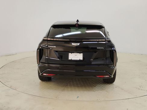 New 2025 Cadillac Lyriq Sport image 9