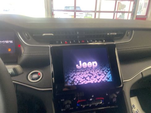 New 2026 Jeep Grand Cherokee Laredo X AWD/4WD image 22