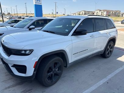 Used 2023 Jeep Grand Cherokee Altitude