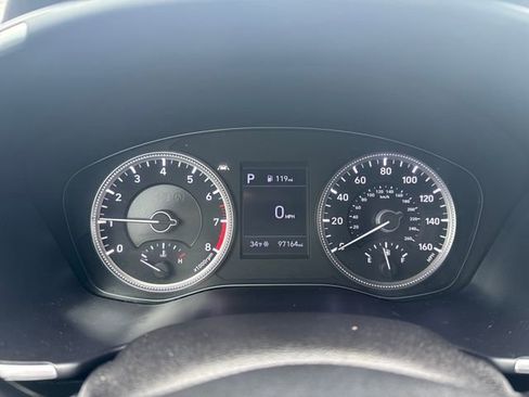 Used 2019 Hyundai Santa Fe SE image 20