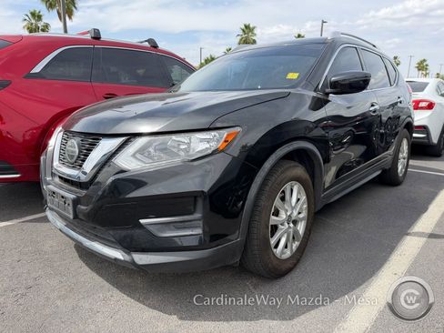 Used 2020 Nissan Rogue SV image 5