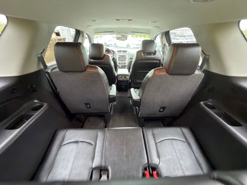 Used 2017 GMC Acadia Limited SLT FWD image 30