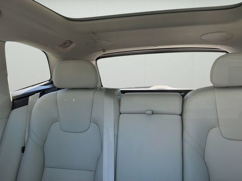 Used 2023 Volvo XC60 B5 Plus w/ Protection Package Premier FWD image 11
