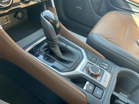 Used 2023 Subaru Forester Touring image 33