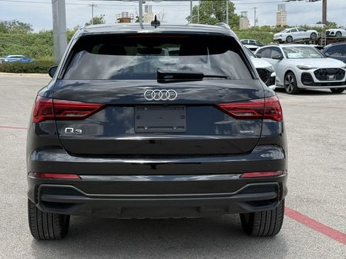 Used 2024 Audi Q3 2.0T Premium w/ Convenience Package AWD/4WD image 16