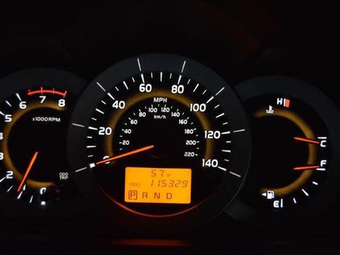 Used 2012 Toyota RAV4 Limited image 17