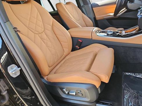 Certified 2025 BMW X5 xDrive40i w/ Executive Package AWD/4WD image 22