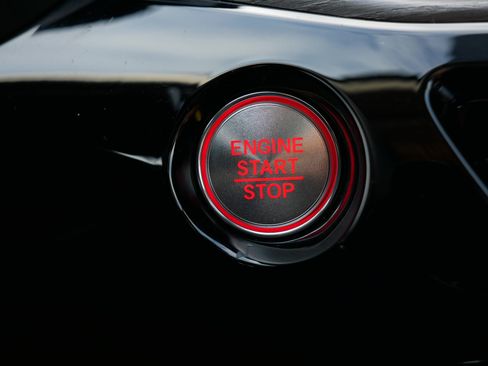 Certified 2024 Acura MDX SH-AWD w/ Advance Package image 29