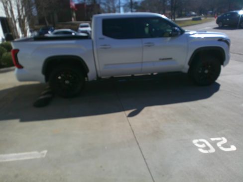 Used 2024 Toyota Tundra Limited image 14