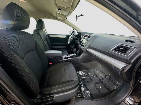 Used 2017 Subaru Outback 2.5i image 30