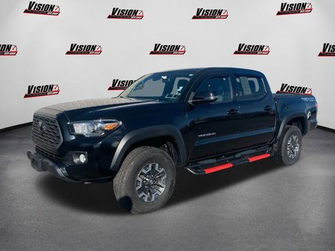 Used 2022 Toyota Tacoma TRD Off-Road image 1