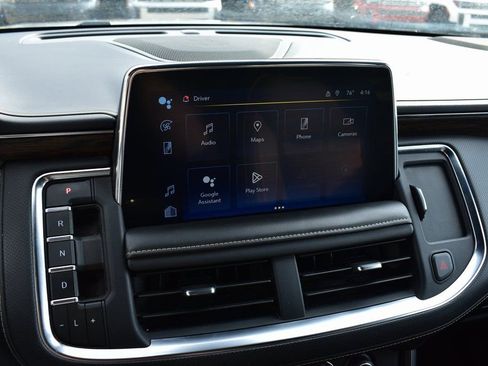 Used 2023 Chevrolet Suburban Premier image 46