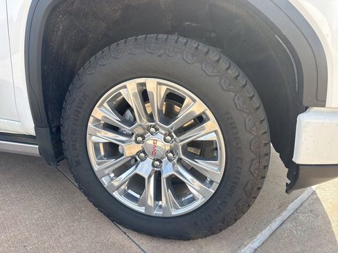 Used 2024 GMC Sierra 1500 Denali w/ Technology Package image 14